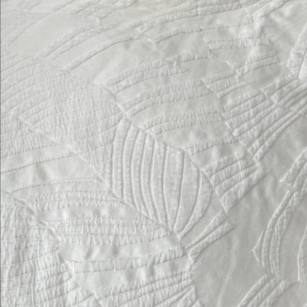 West Elm 
Silky TENCEL & Cotton Matelasse Rippled King/Cal.
King Duvet, White